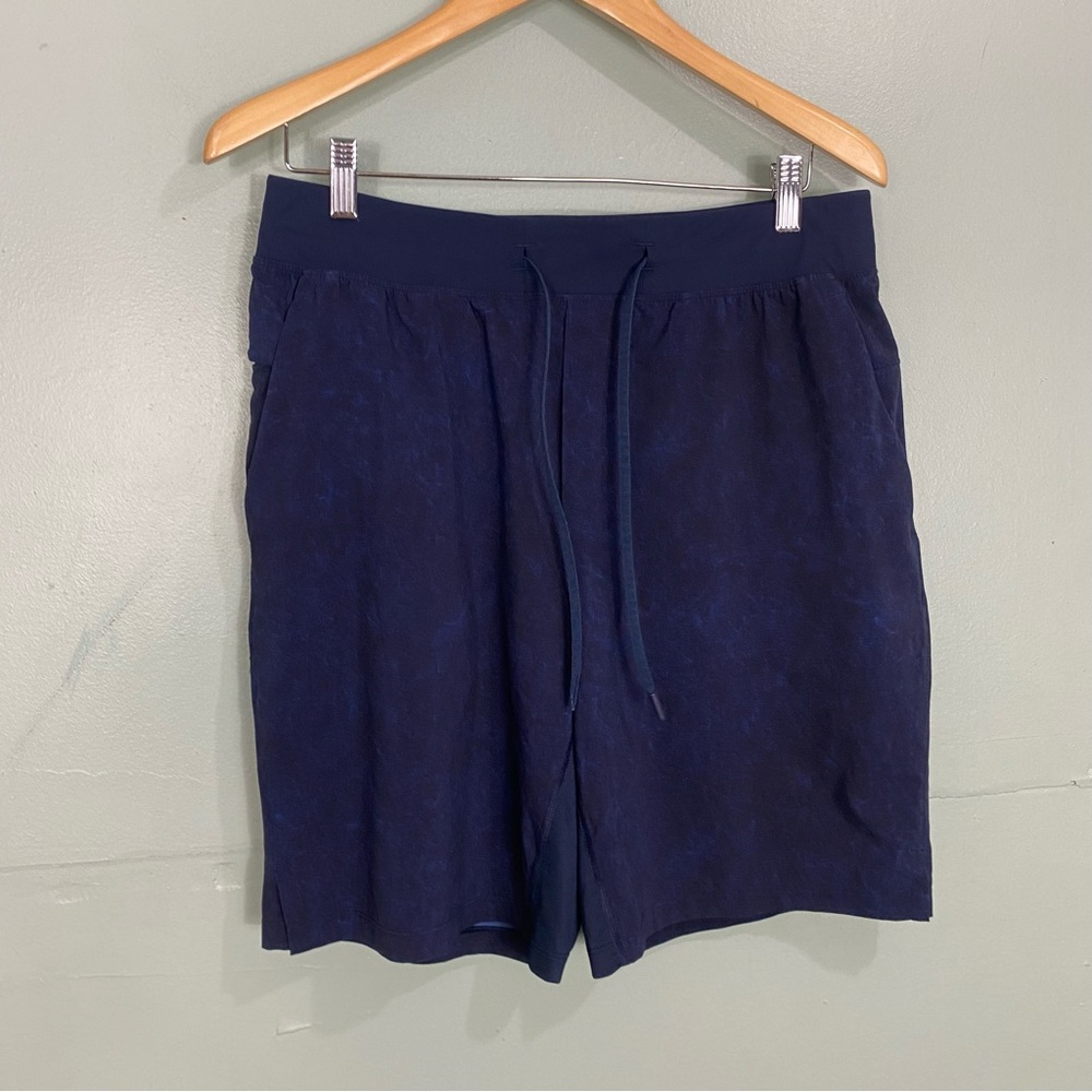 Lululemon T.H.E Short Blue 9” Linerless Sz Large